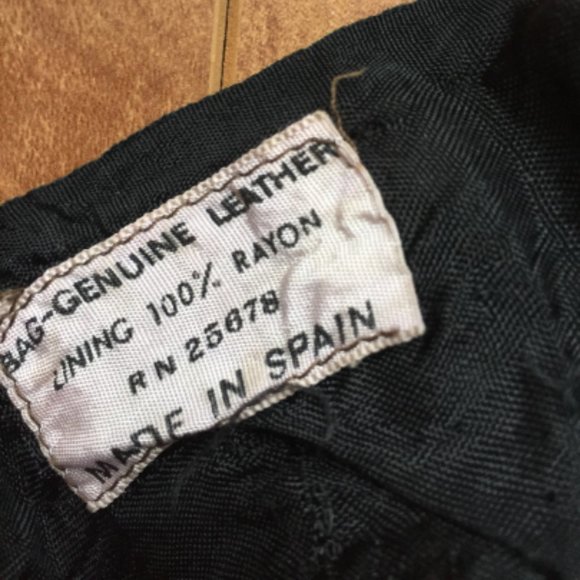 Vintage Spainish Leather Fringe Drawstring Purse - Picture 6 of 8